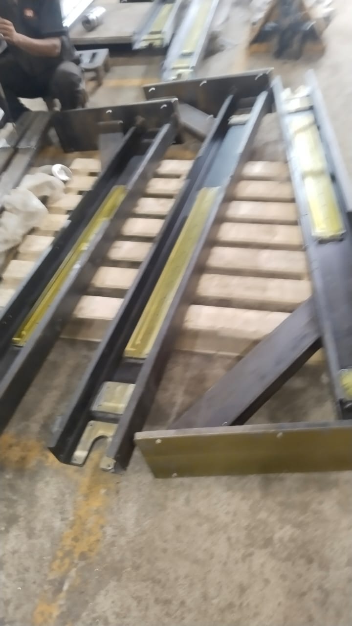 Heavy Machined Part 25